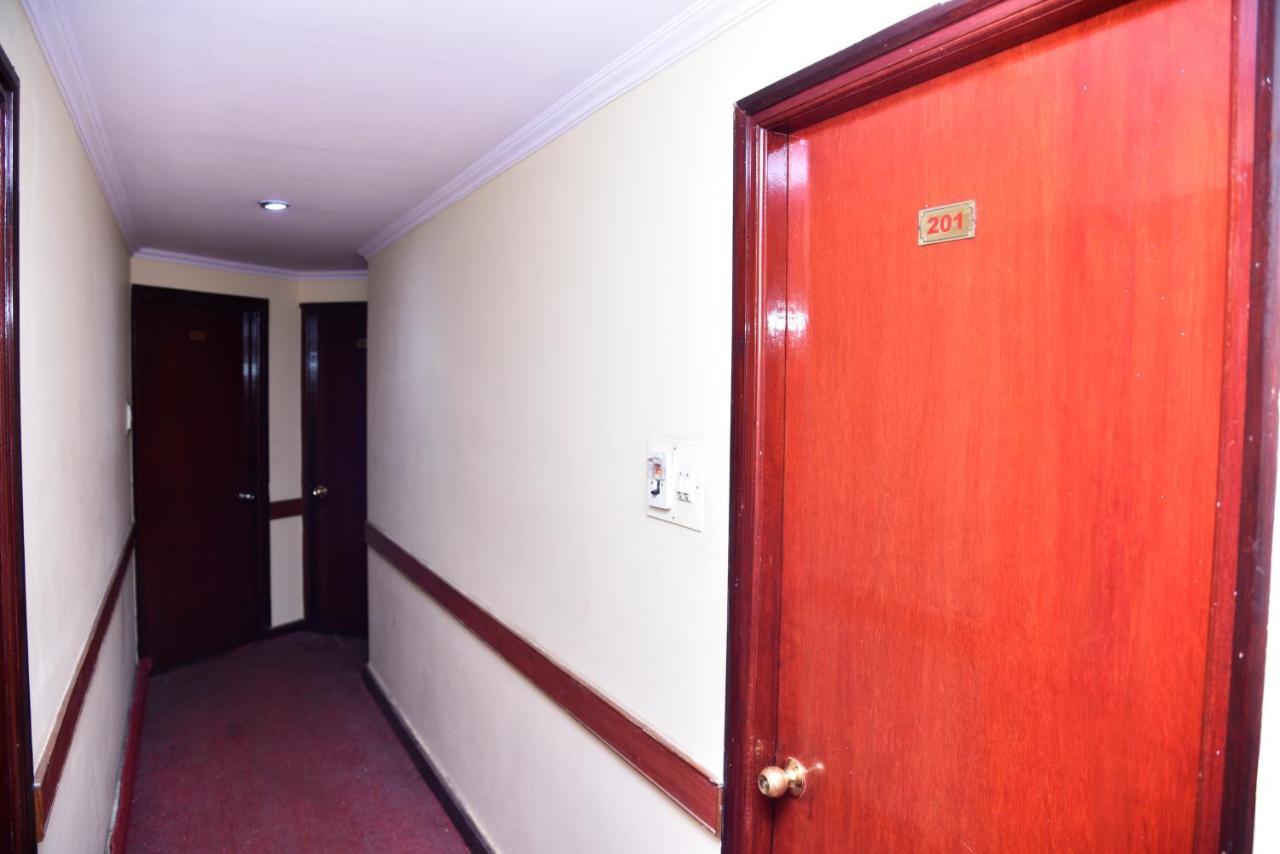 S S Residency Sr Nagar Kanteerava Stadium Mallya Hospital Vfs Global Tech Park Bangalore Ξενοδοχείο Εξωτερικό φωτογραφία