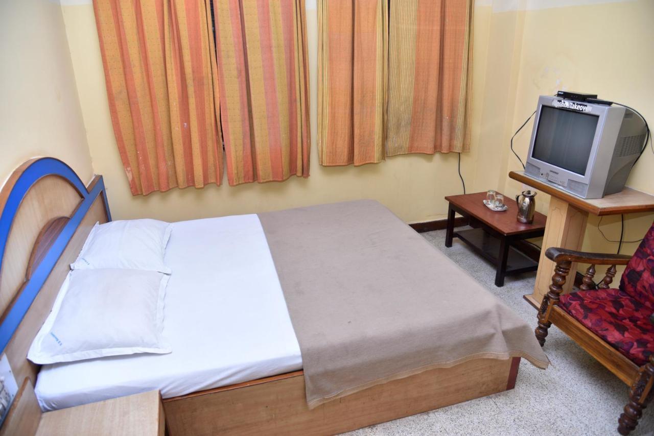 S S Residency Sr Nagar Kanteerava Stadium Mallya Hospital Vfs Global Tech Park Bangalore Ξενοδοχείο Εξωτερικό φωτογραφία